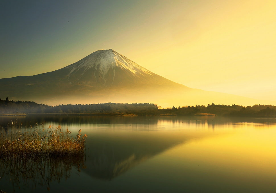 reflective photograph of Mt. Fuji, Japan HD wallpaper