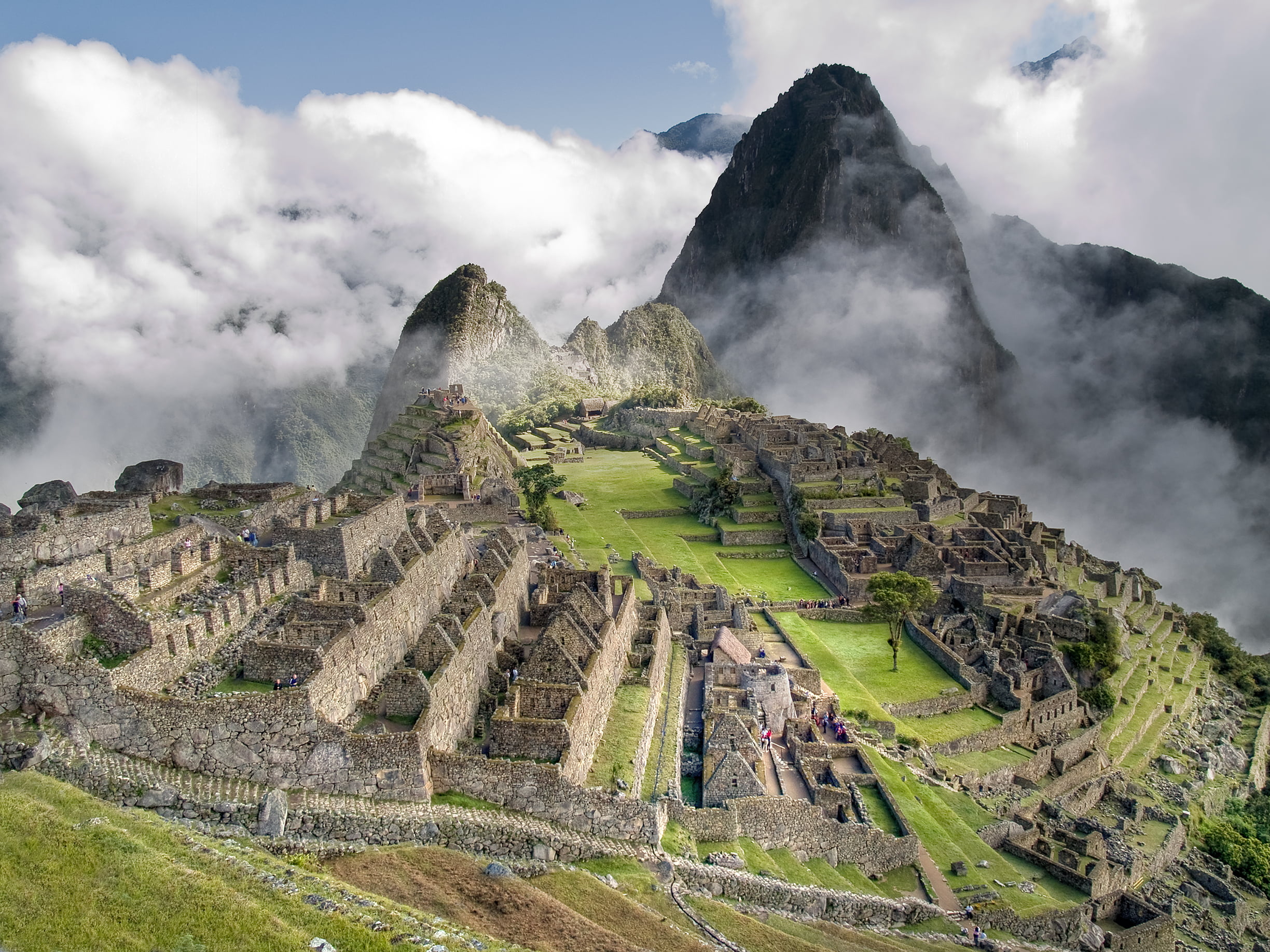 Aerial view of Mach Pichu, machu picchu