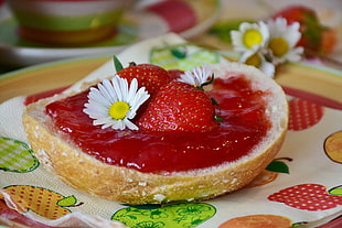 strawberry jam, Jam, Strawberry, Chamomile HD wallpaper