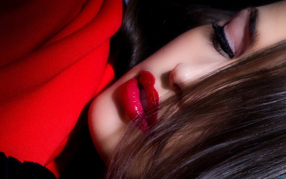 Brunette,  Lipstick,  Girl HD wallpaper