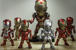 close-up photo of Iron Man action figure