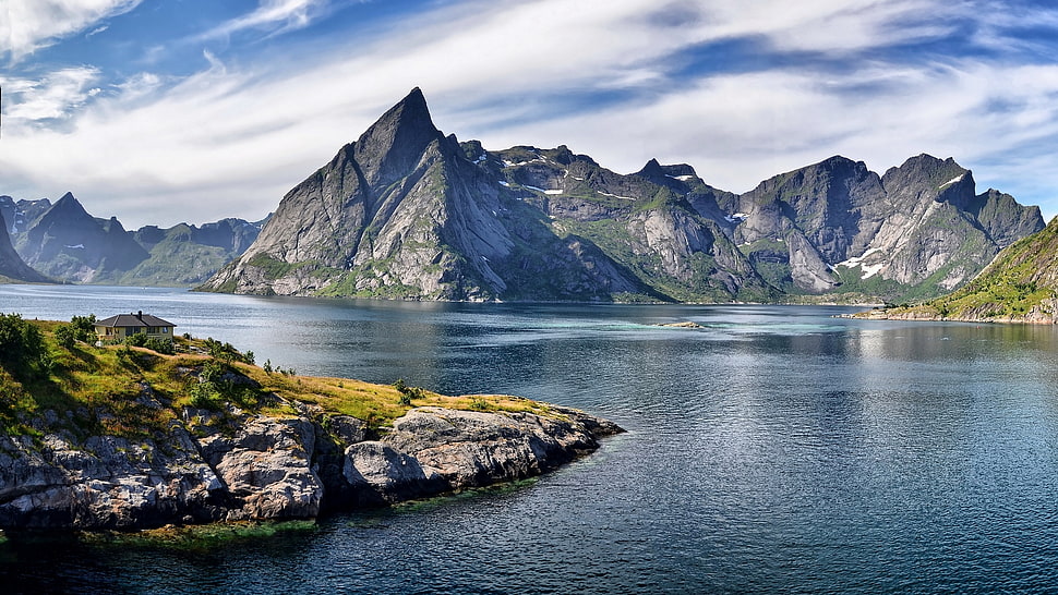 gray mountain HD wallpaper