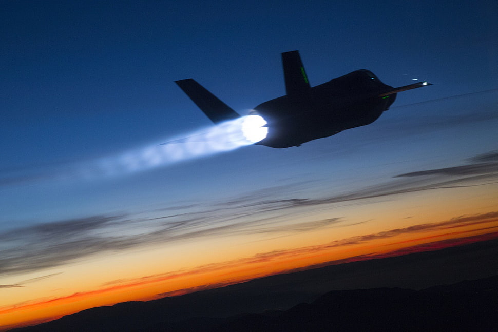 silhouette of plane HD wallpaper