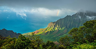 dark clouds over mountain near sea wallpaper, Kalalau Trail, Hawaii, Kauai, Pacific Ocean HD wallpaper