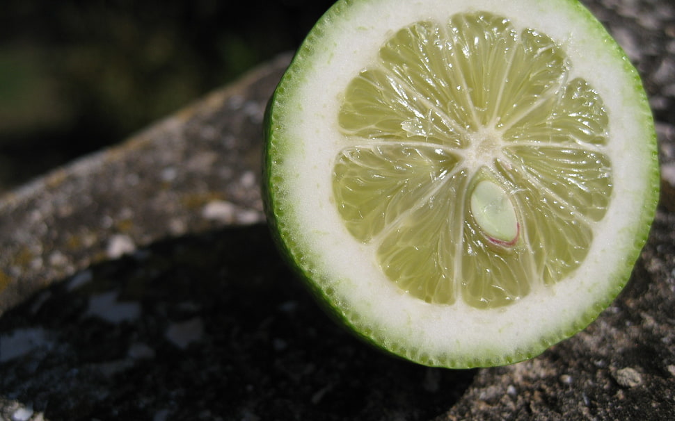 white and green fruit HD wallpaper