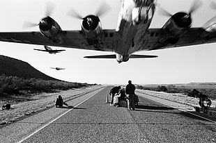 airplane and concrete road, monochrome, airplane, star engine, Boeing B-17 Flying Fortress