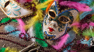 multicolored face mask, mask, pearl necklace, colorful, feathers HD wallpaper