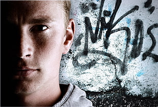 Nikos face HD wallpaper