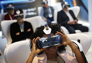woman using virtual reality headset HD wallpaper