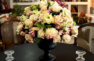 Rose, Mums flower arrangement