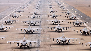 gray fighter jet lot, jet fighter, airport, General Dynamics F-16 Fighting Falcon, runway