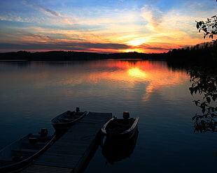 two motorboats, sky, lake, boat, sunlight