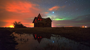 brown house wallpaper, colorful, shack, stars, aurora  borealis
