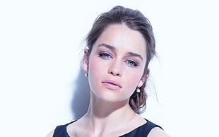 woman wearing pair of silver-colored earrings HD wallpaper