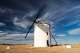 windmill diruing day time HD wallpaper
