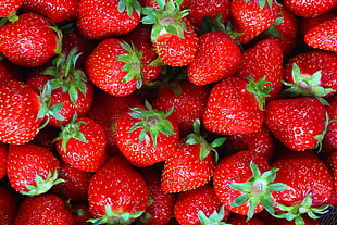 bunch of strawberries