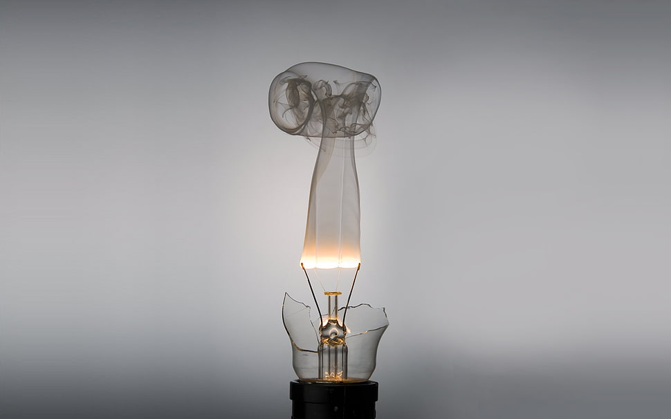 black base kerosene heater, lightbulb HD wallpaper