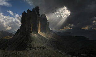 rock formation, mountains, sun rays, Dolomites (mountains), clouds HD wallpaper