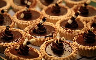 selective focus photography of baked pastry HD wallpaper