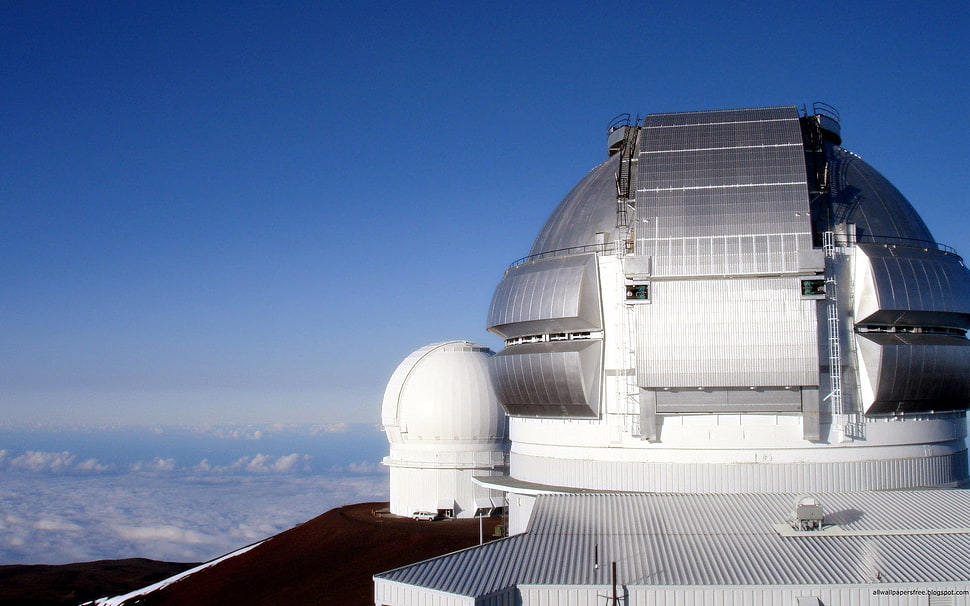 observatory tower photo during daytime HD wallpaper