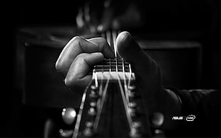 person playing guitar grayscale photo HD wallpaper