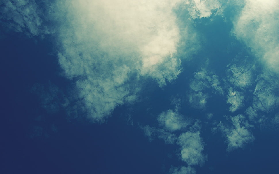 clear blue sky HD wallpaper
