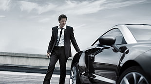 men's black and white suit HD wallpaper
