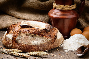 closeup photo of pastry