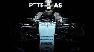 men's black and white helmet, Formula 1, world champion, Lewis Hamilton, Mercedes-Benz HD wallpaper
