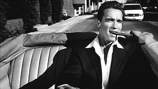 black and white leather sofa set, men, photography, Arnold Schwarzenegger, actor HD wallpaper