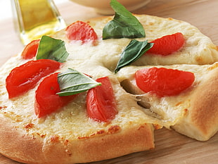 tomato pizza HD wallpaper