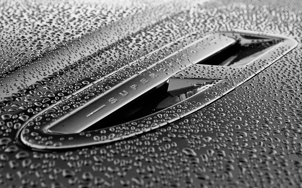 black metal panel with water droplets HD wallpaper