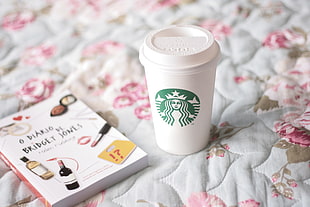 white StarBucks disposable cup HD wallpaper