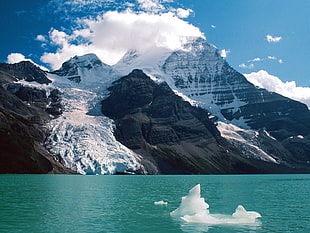 green sea water and glacier mountain HD wallpaper