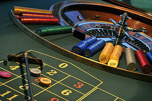photography of poker chips roulette HD wallpaper