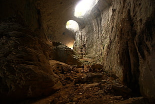 gray cave, cave