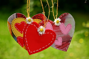 red heart hanging decors