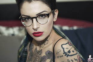 close up photo of woman wearing black framed eyeglasses HD wallpaper