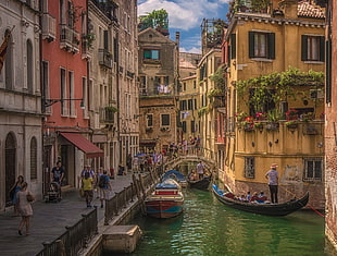 people near body of water painting, Ole Steffensen, Canal Rio de San Provolo , Italy, 500px