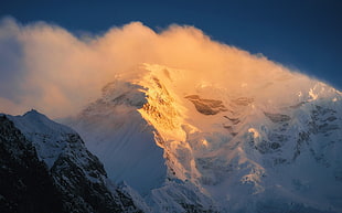 landscape photo of a snowy mountain peak HD wallpaper