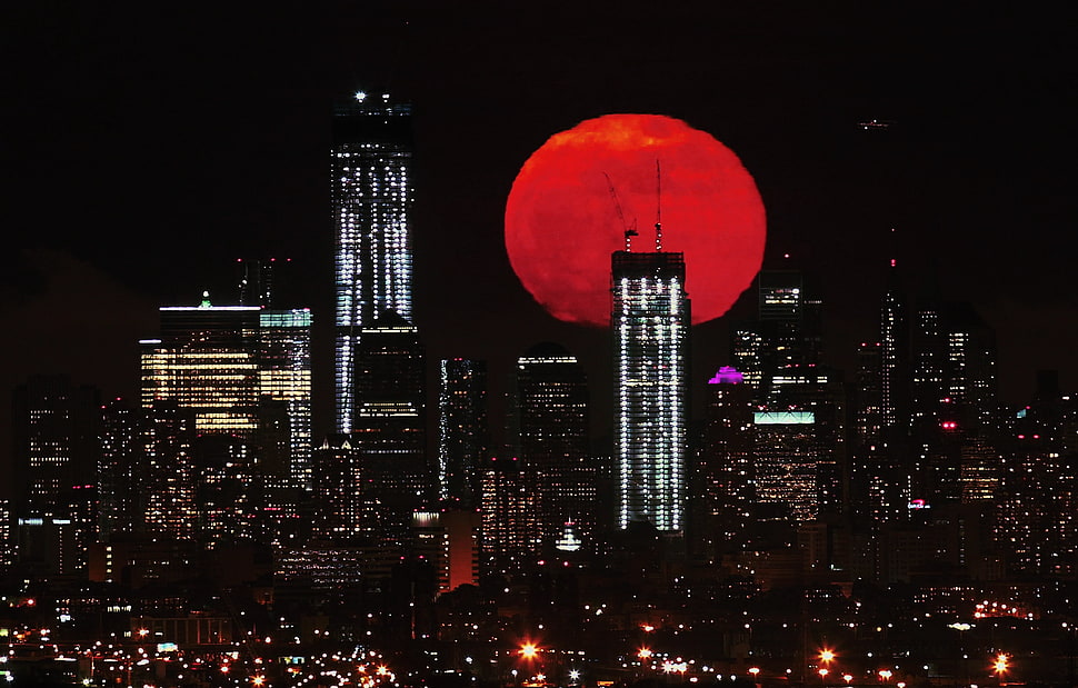 red moon, cityscape, Red moon HD wallpaper