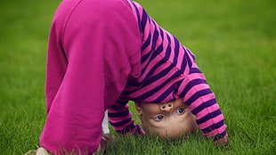 baby wearing purple long sleeved shi rt and leggings HD wallpaper