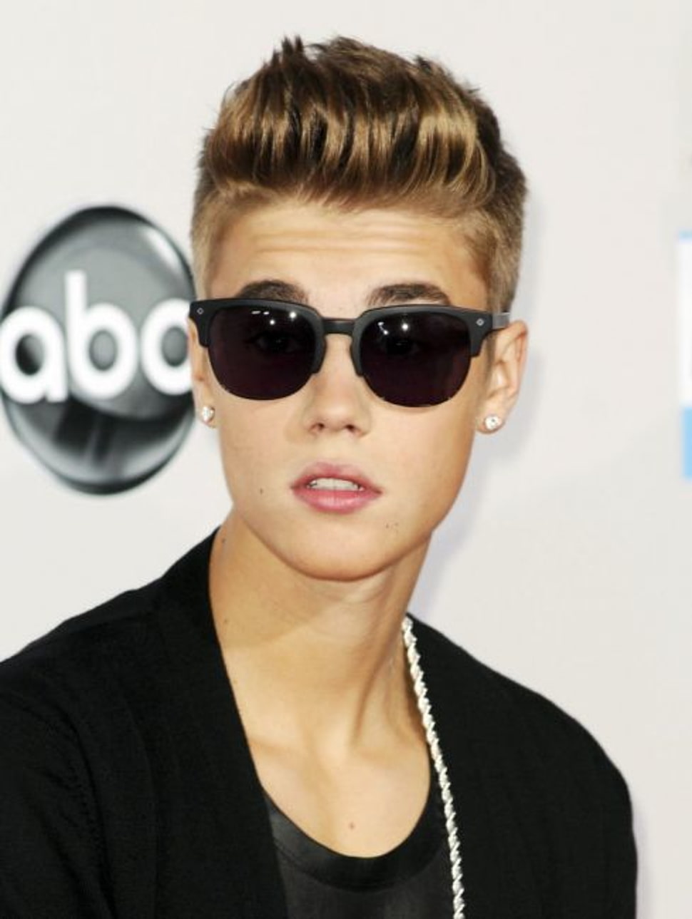 Justin Bieber HD wallpaper