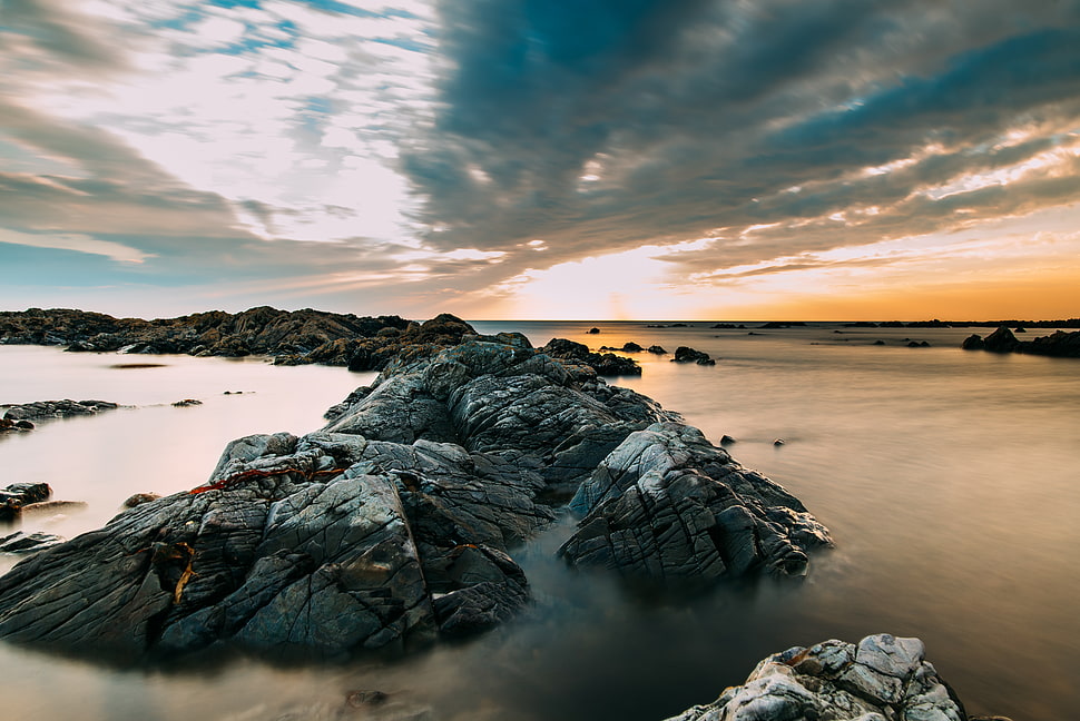rock formations in sea HD wallpaper