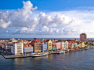 brown and white buildings, Curacao Island HD wallpaper