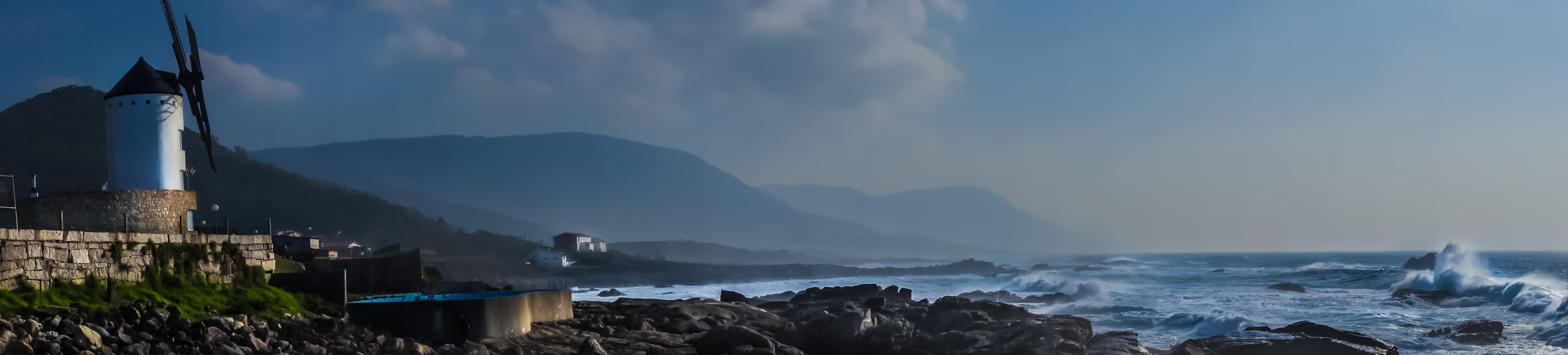 ocean wave panoramic photo