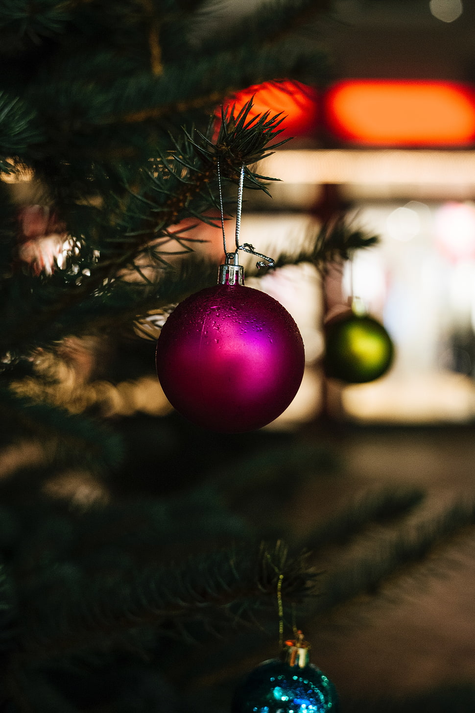 purple Christmas bauble, Ball, Christmas, New year HD wallpaper