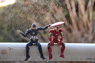 Captain America and Iron Man action figures, Captain America, Iron Man, toys, humor