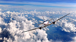 white airplane, airplane, Textron, King Air 350i
