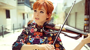women's red and black floral long-sleeved shirt and black electric violin, women, redhead, face, women outdoors